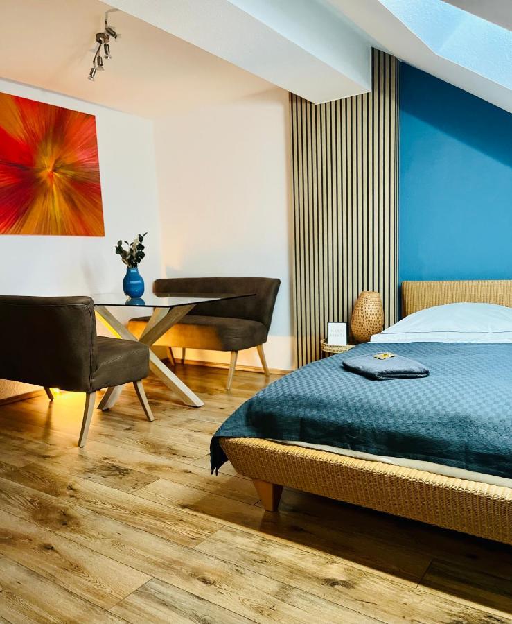 Apartment Aycatcherhomes - Lage I 4 Personen I 2 Schlafzimmer I Zentral I Altstadt I Naehe Fluss Lahn I Wlan I Sirius